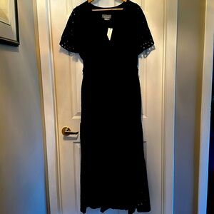 New with tags black eyelet somerset antbropologie dress. Never worn. Beautiful.